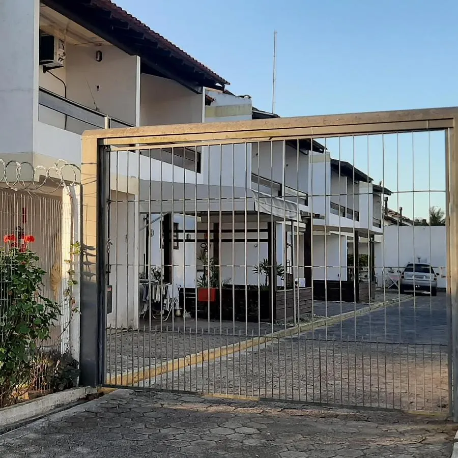 Apartamento Sobrado 3 Dorm Canasvieiras 200 Metros Da Praia Florianopolis